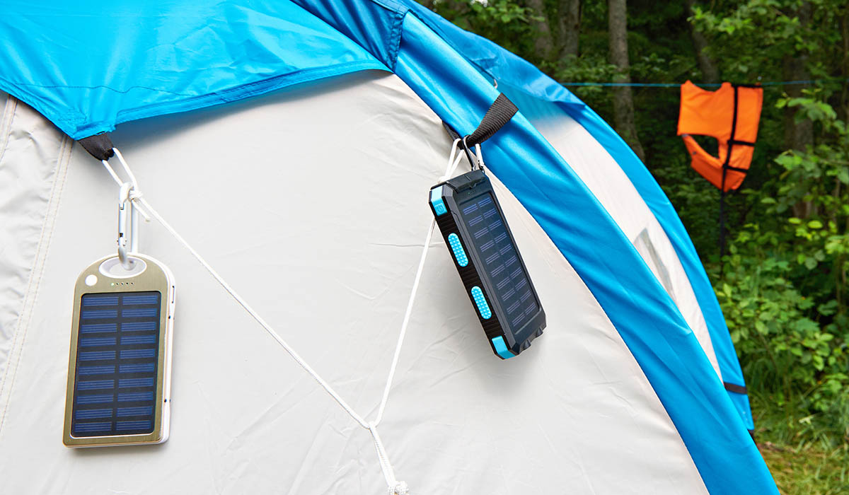 5 Great Portable Solar Panel Chargers For Camping Hiking