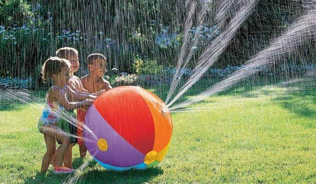 Sprinkler beach ball from Toponechoice